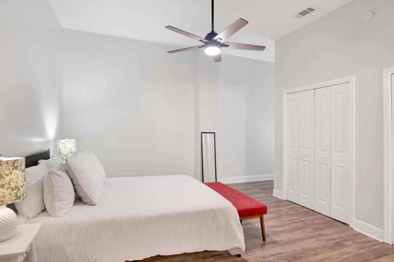Stars On State In The Heart Of Downtown Historic District Apartment Mobile Exterior photo